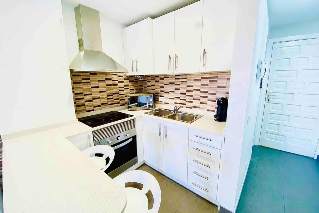 Vacation Home Studio Los Cristianos Arona  Buitenkant foto